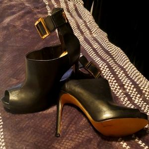 Guess high heels